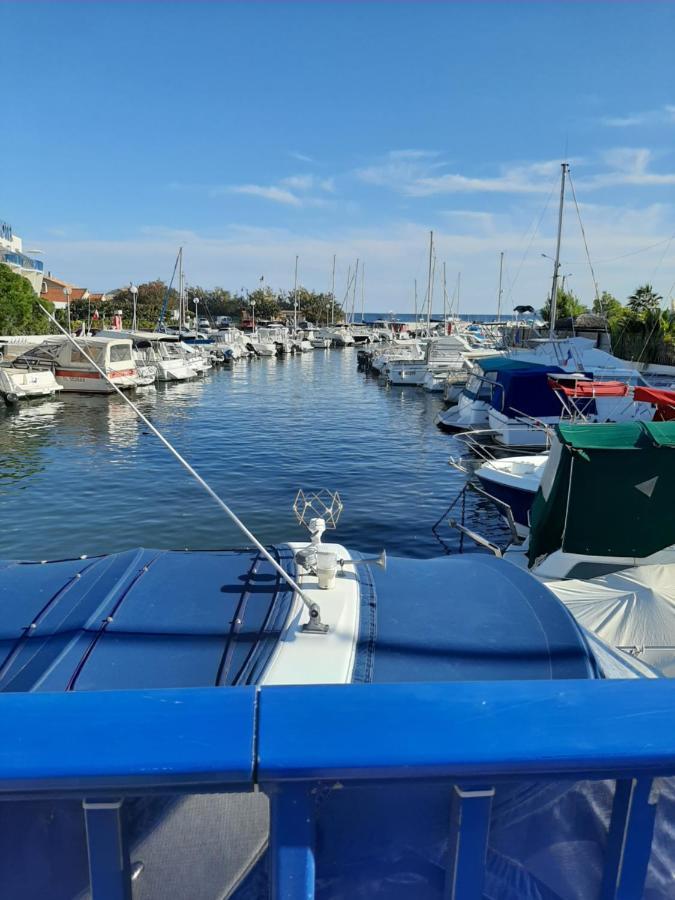 Les Iles D'Or Au Port De Hyeres Grand Studio Climatise المظهر الخارجي الصورة